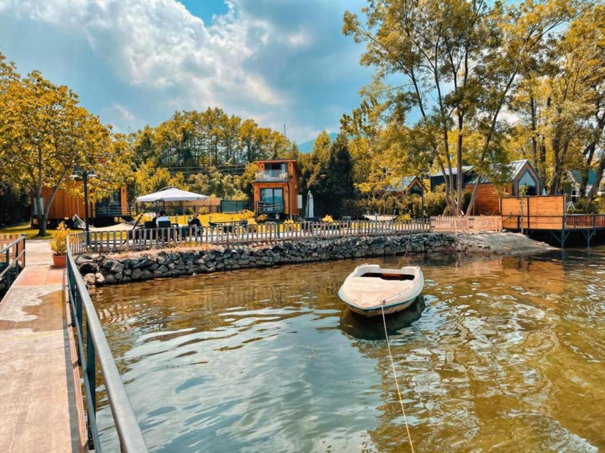Sapanca Siesta Bungalov Villa Bagian luar foto